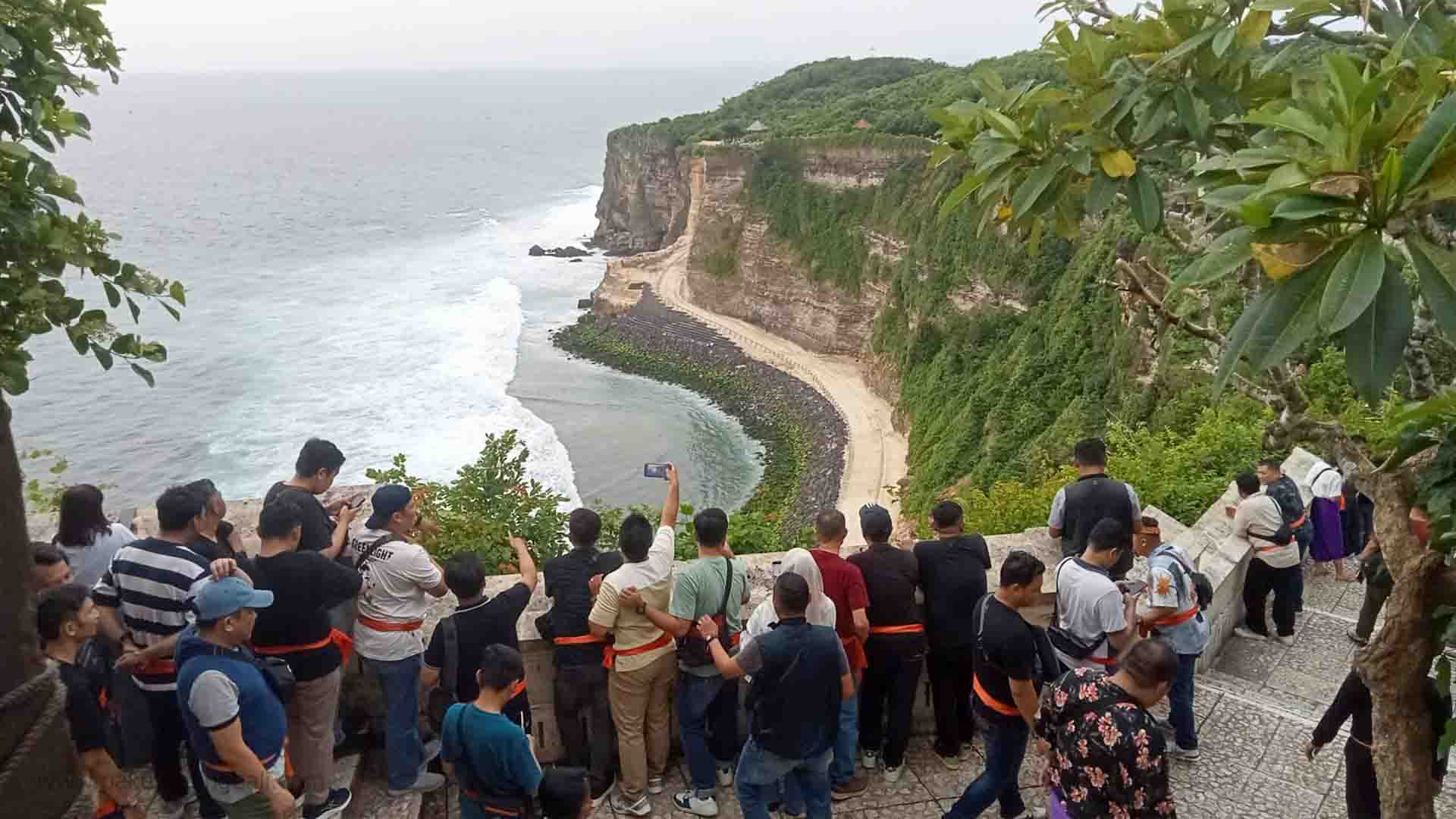 outbound bali permainan estafet