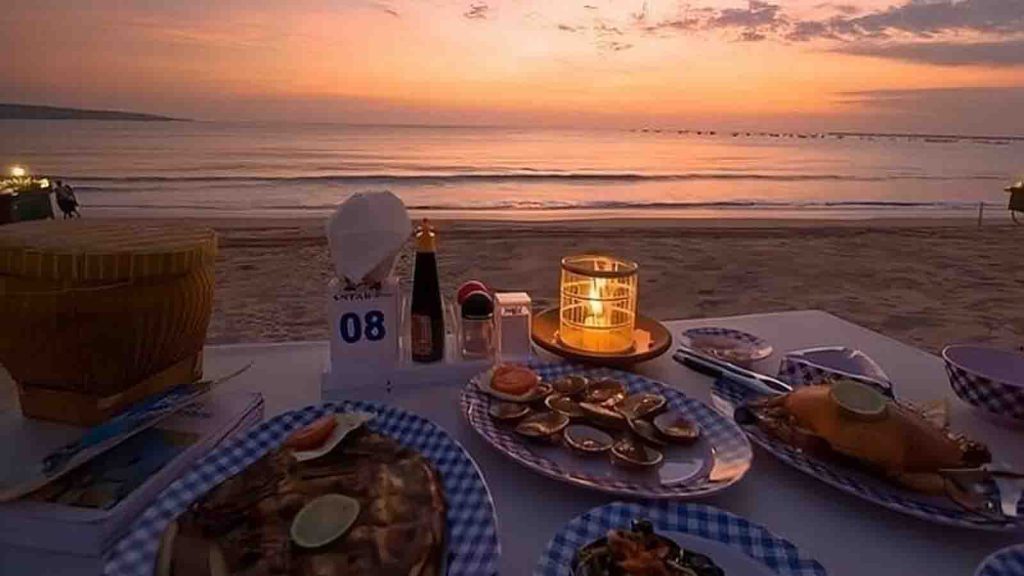 kuliner viral bali 2026 seafood jimbaran dengan view sunset