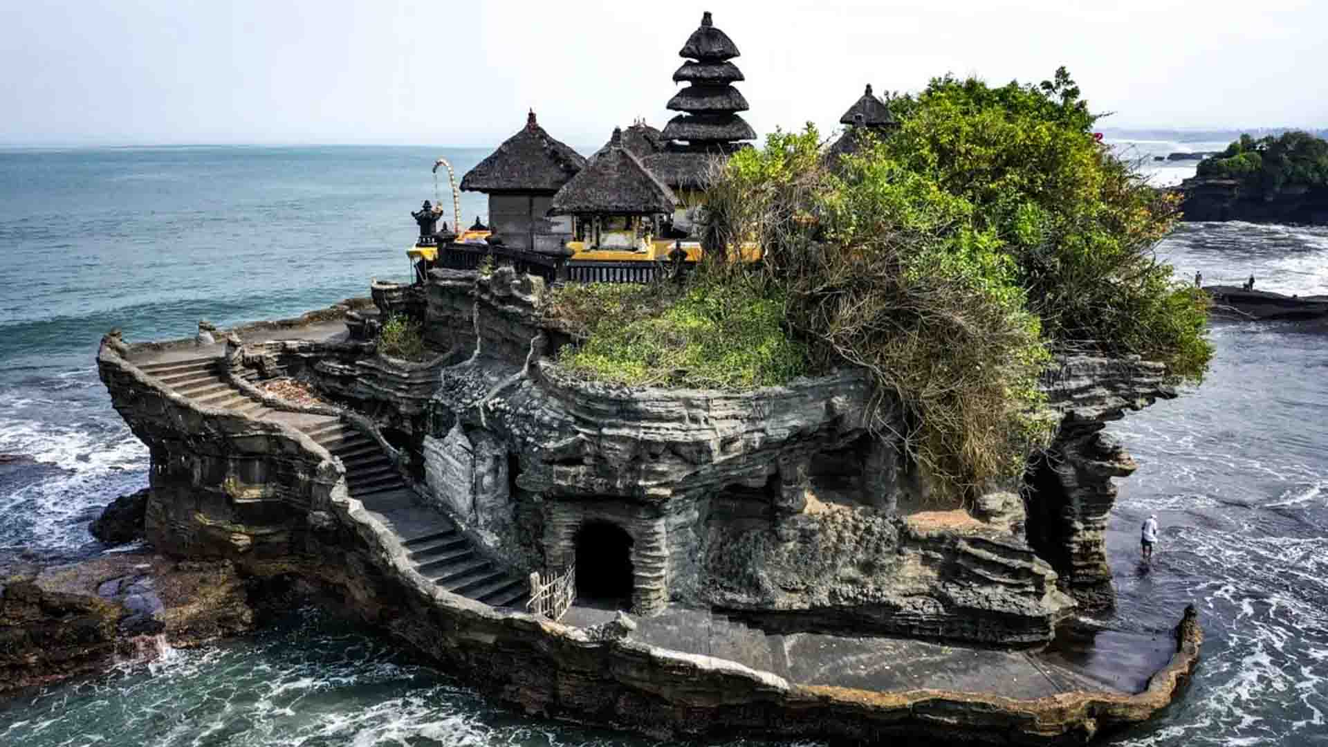 Amazing Race Tanah Lot 